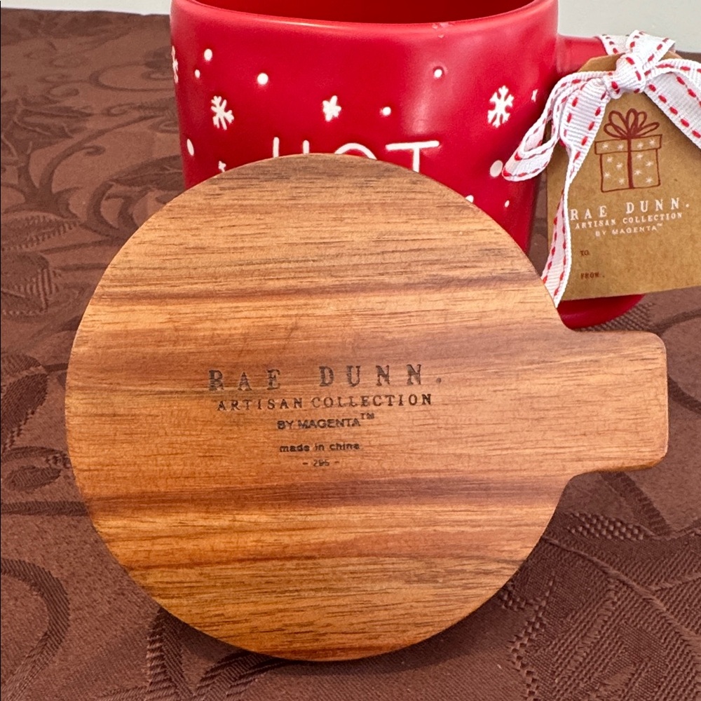 ❄️ Rae Dunn Holiday Mug with Matching Coaster - Picture 10 of 11